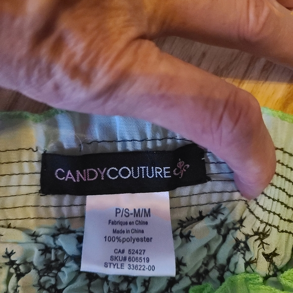 Summer top. Light and airy. Sheer. Size S/M - Picture 2 of 6